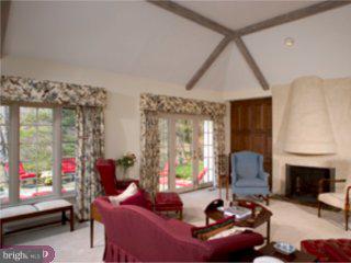 904 Newtown Road Villanova, PA 19085 - Photo 2 of 4