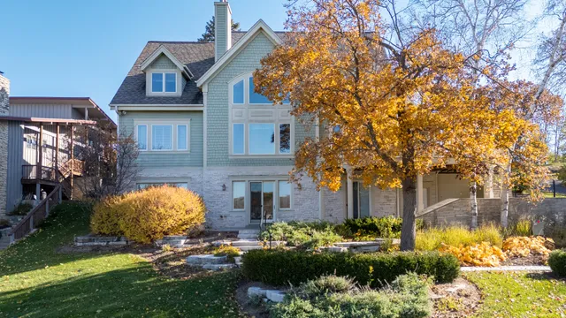 $2,500,000 | 5337 Quaas Drive, West Bend, WI 53095