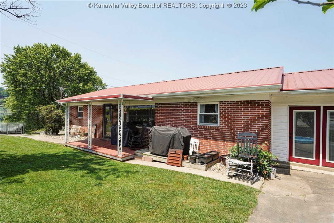 603 Mace Street Elkview, WV 25071 - Photo 3 of 32 Gallery Image 3