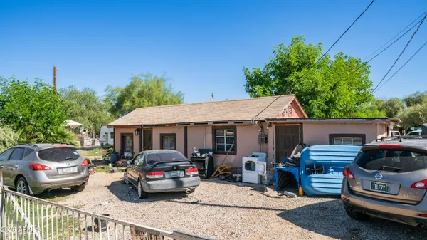 $930,000 | 5437 South 4th Street, Phoenix, AZ 85040