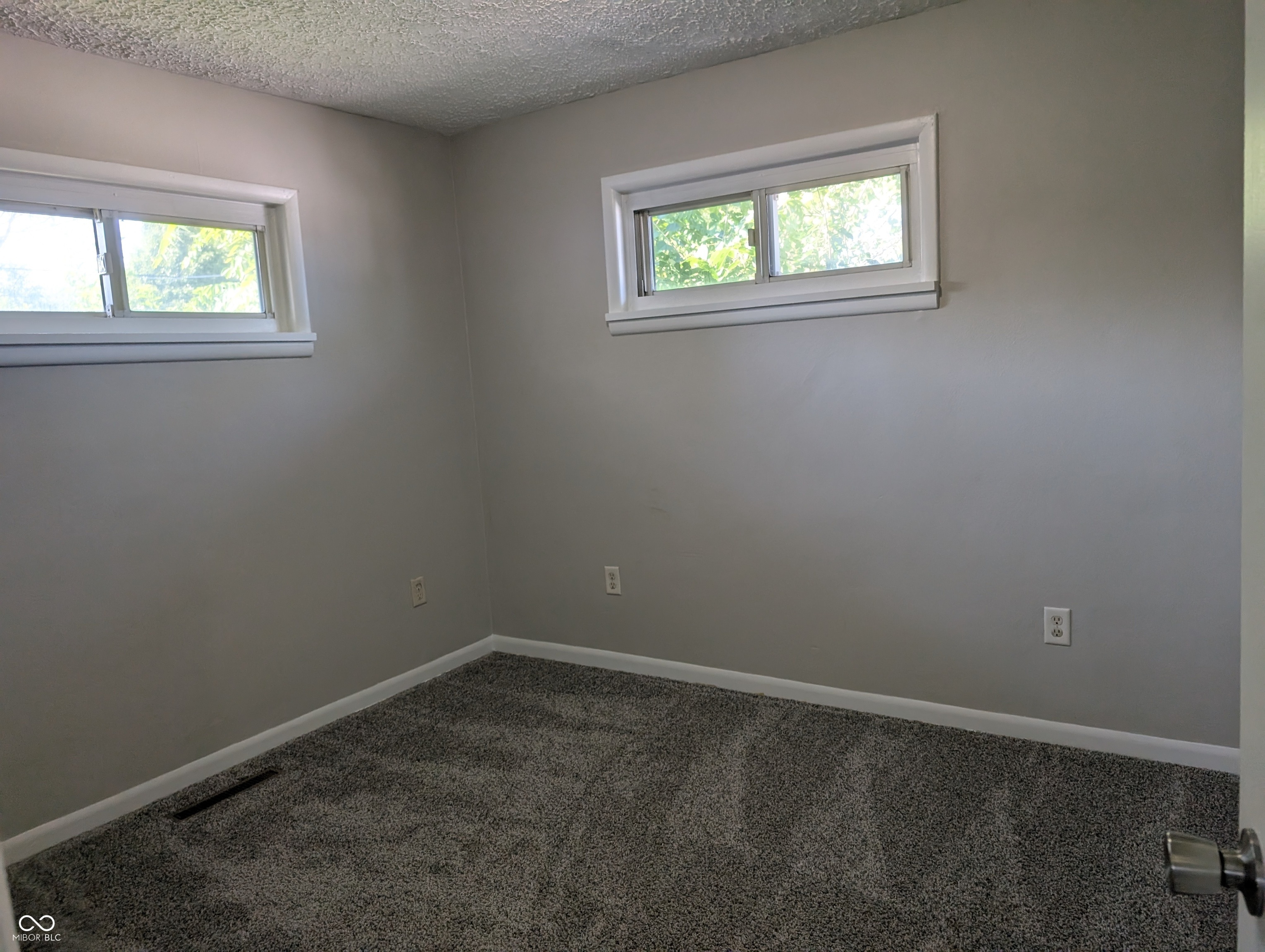 2413 Silver Street Anderson, IN 46012 - Photo 12 of 19