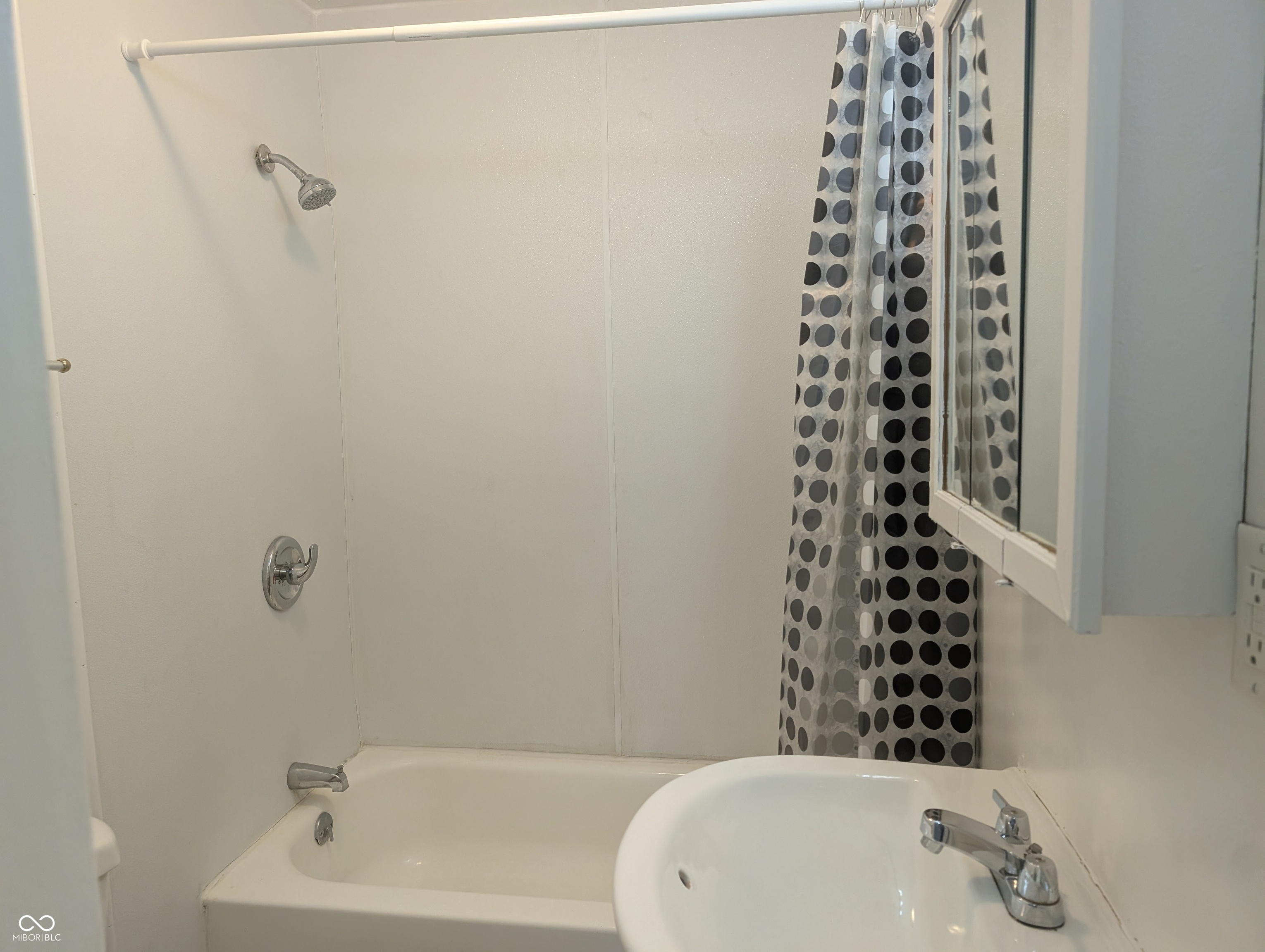 2413 Silver Street Anderson, IN 46012 - Photo 15 of 19