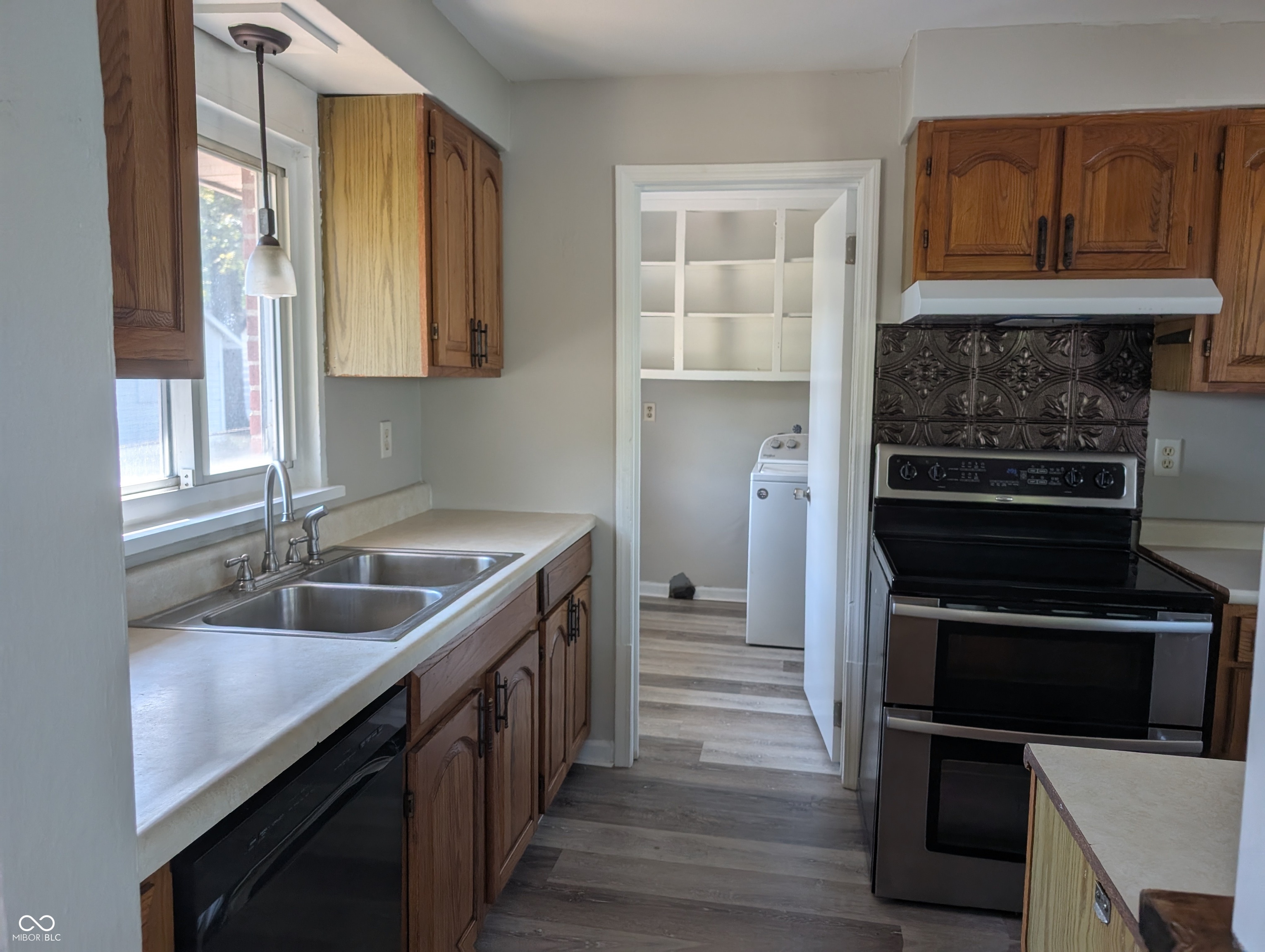 2413 Silver Street Anderson, IN 46012 - Photo 8 of 19