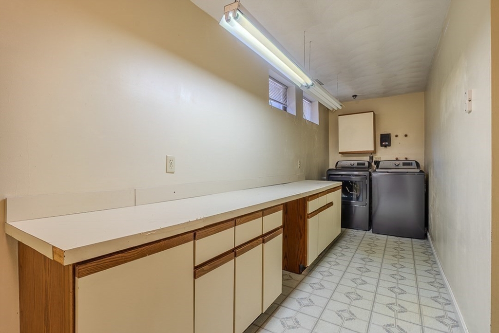 4105 Woodbridge Road, Unit 4105 Peabody, MA 01960 - Photo 23 of 39