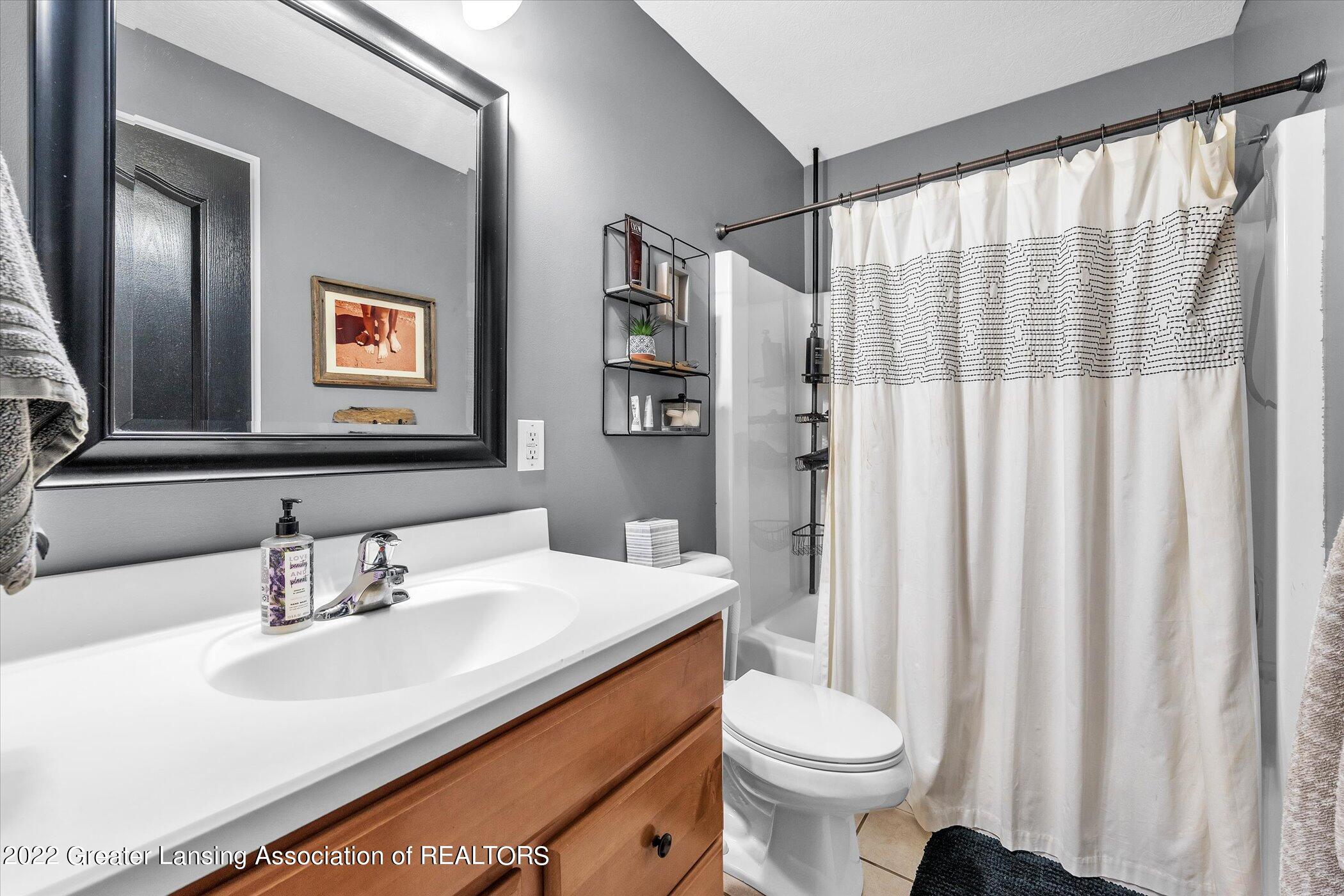 1109 Rivington Pike Grand Ledge, MI 48837 - Photo 25 of 39 28-1109 Rivington-Pike-WindowStill-Real-