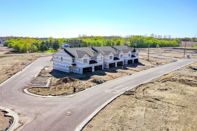 $424,900 | 19936 Hunter's Ridge, Corcoran, MN 55374