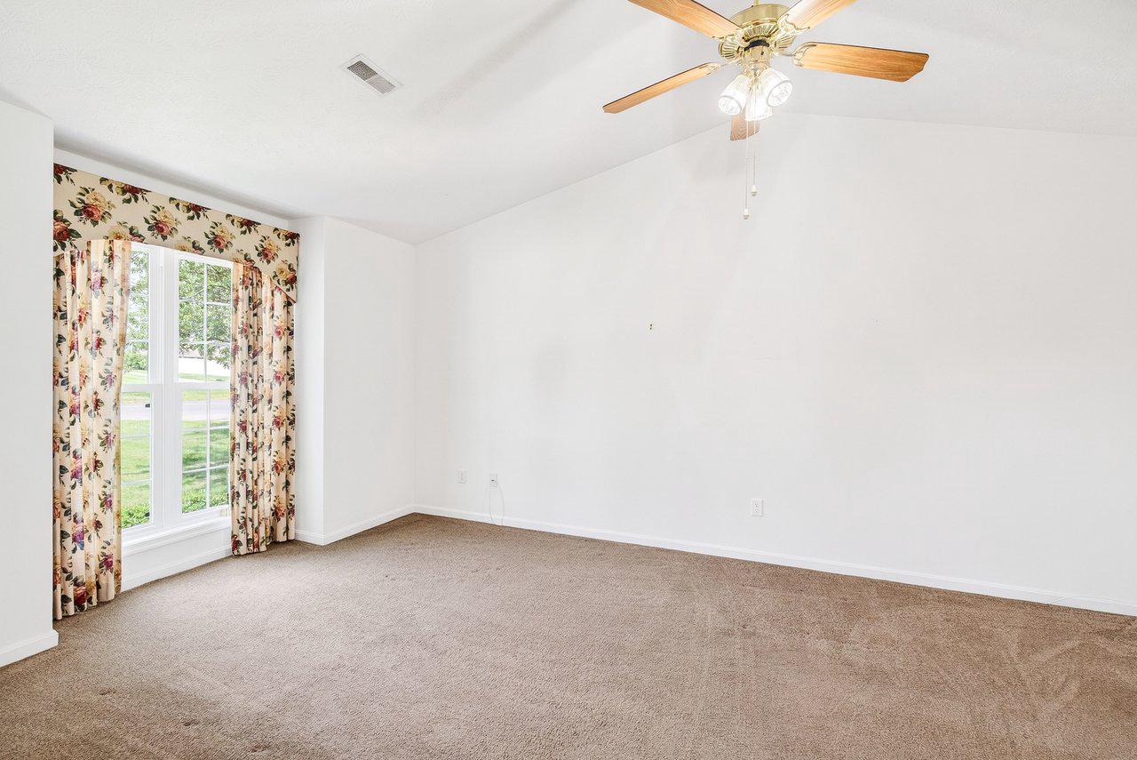 849 South Ox Road Woodstock, VA 22664 - Photo 20 of 51 Bright and airy living space awaits.