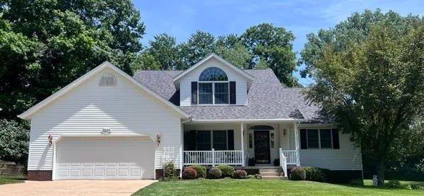 $345,000 | 3522 33rd St Drive, Moline, IL 61265