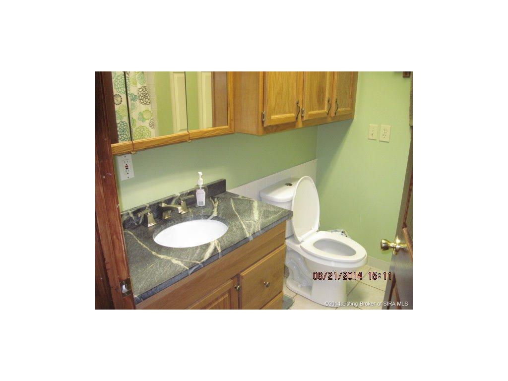 811 Biggs Road, Unit 3 Henryville, IN 47126 - Photo 12 of 15