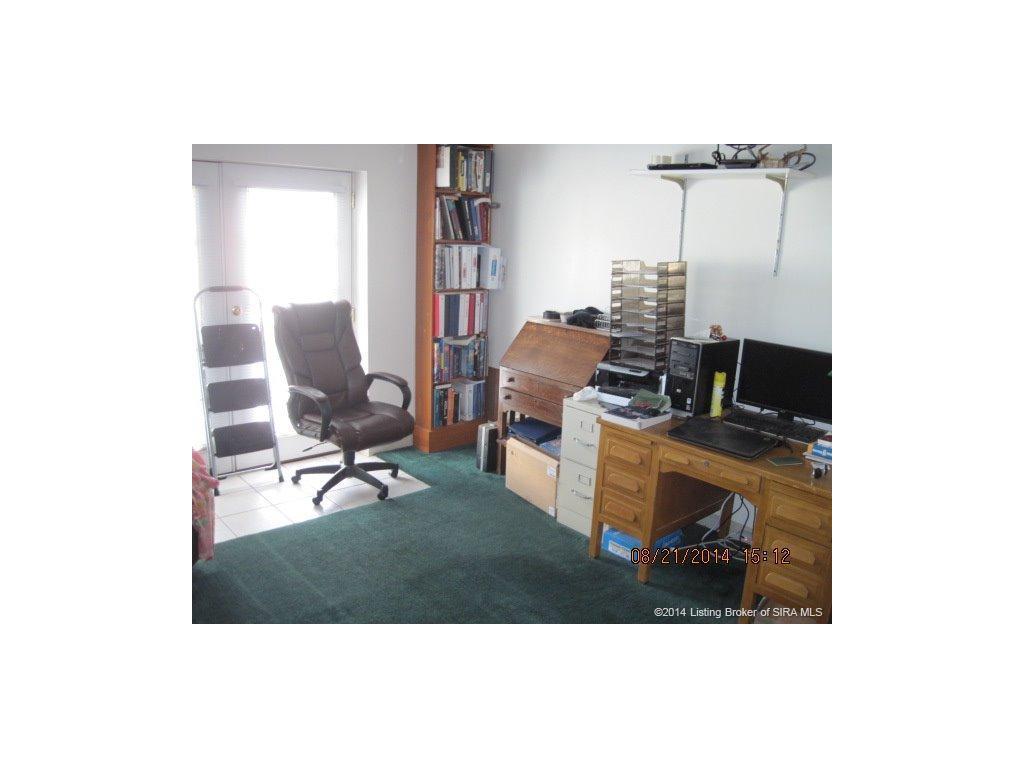 811 Biggs Road, Unit 3 Henryville, IN 47126 - Photo 14 of 15
