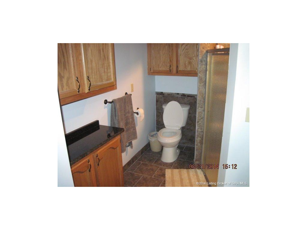 811 Biggs Road, Unit 3 Henryville, IN 47126 - Photo 4 of 15