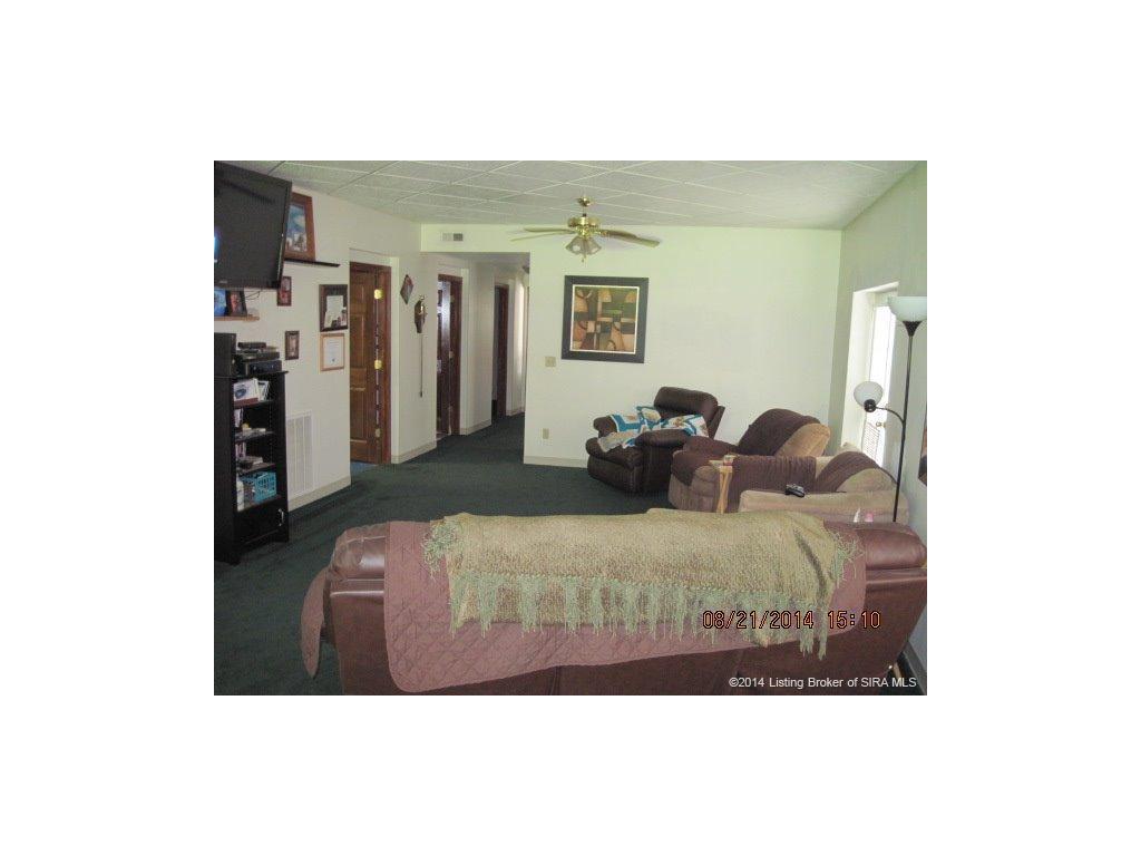 811 Biggs Road, Unit 3 Henryville, IN 47126 - Photo 9 of 15