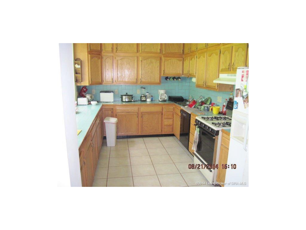 811 Biggs Road, Unit 3 Henryville, IN 47126 - Photo 10 of 15