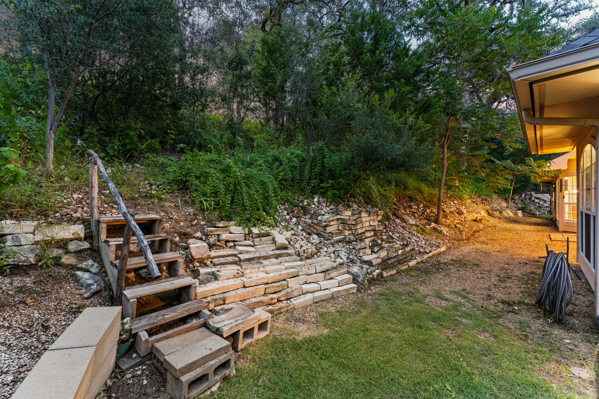 2700 Pearce Road Austin, TX 78730 - Photo 27 of 39