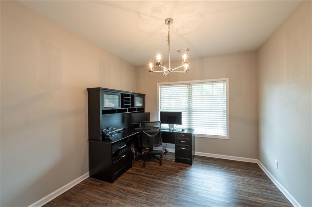 819 Ash Street Canton, GA 30114 - Photo 11 of 33