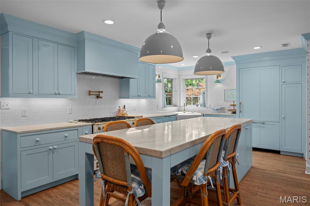 5 Ridgewood Road Ladue, MO 63124 - Photo 12 of 34