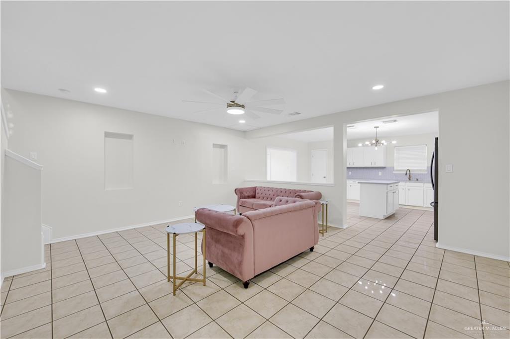 3904 Robin Avenue McAllen, TX 78504 - Photo 4 of 24
