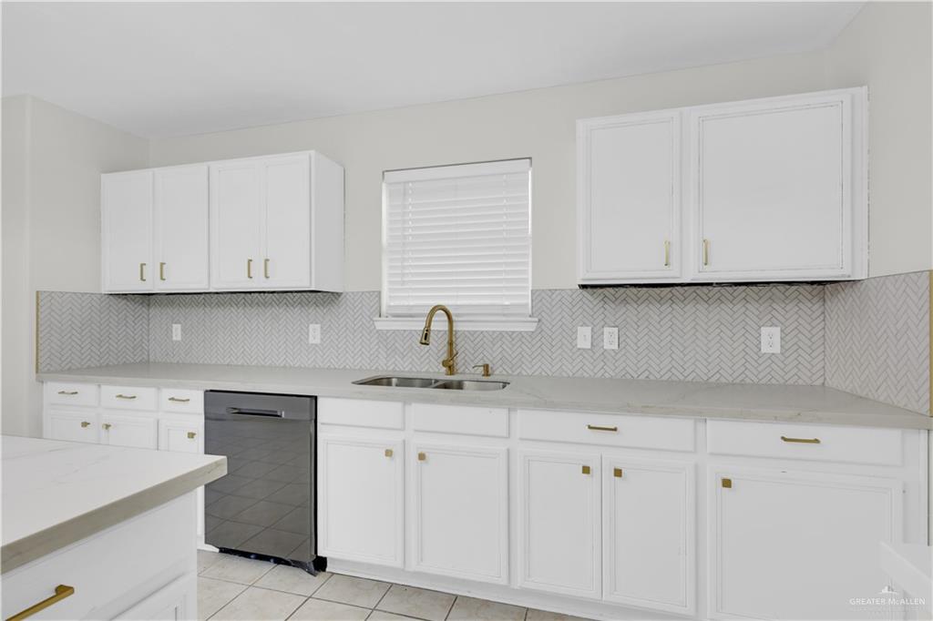 3904 Robin Avenue McAllen, TX 78504 - Photo 10 of 24