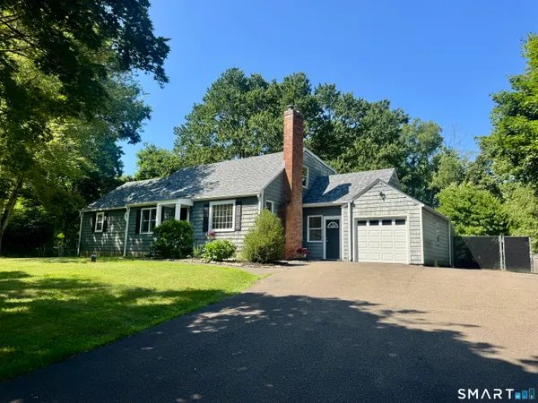 $479,900 | 46 Notch Hill Road, North Branford, CT 06471