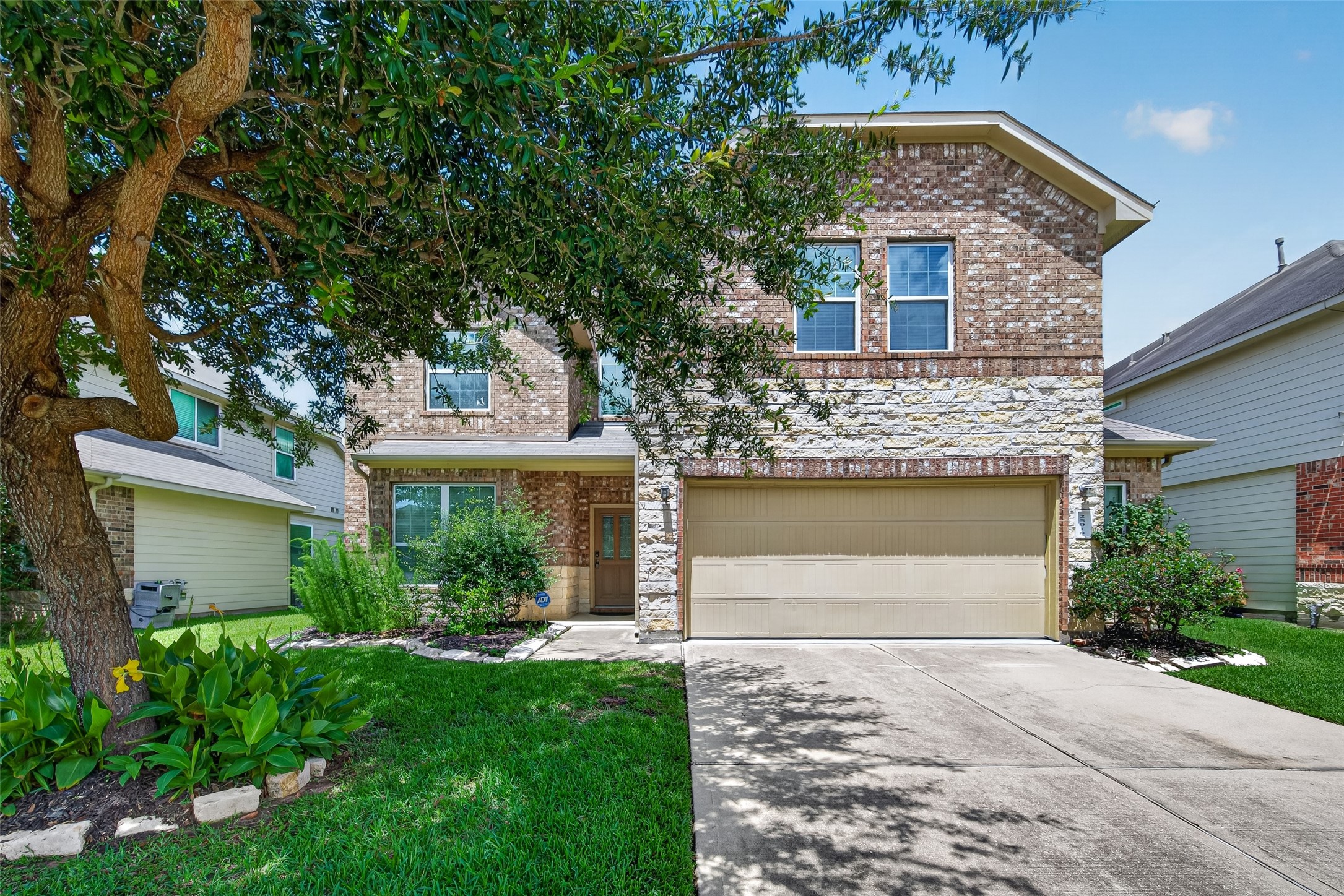 25018 Diamond Ranch Drive Katy, TX 77494 - Photo 3 of 46