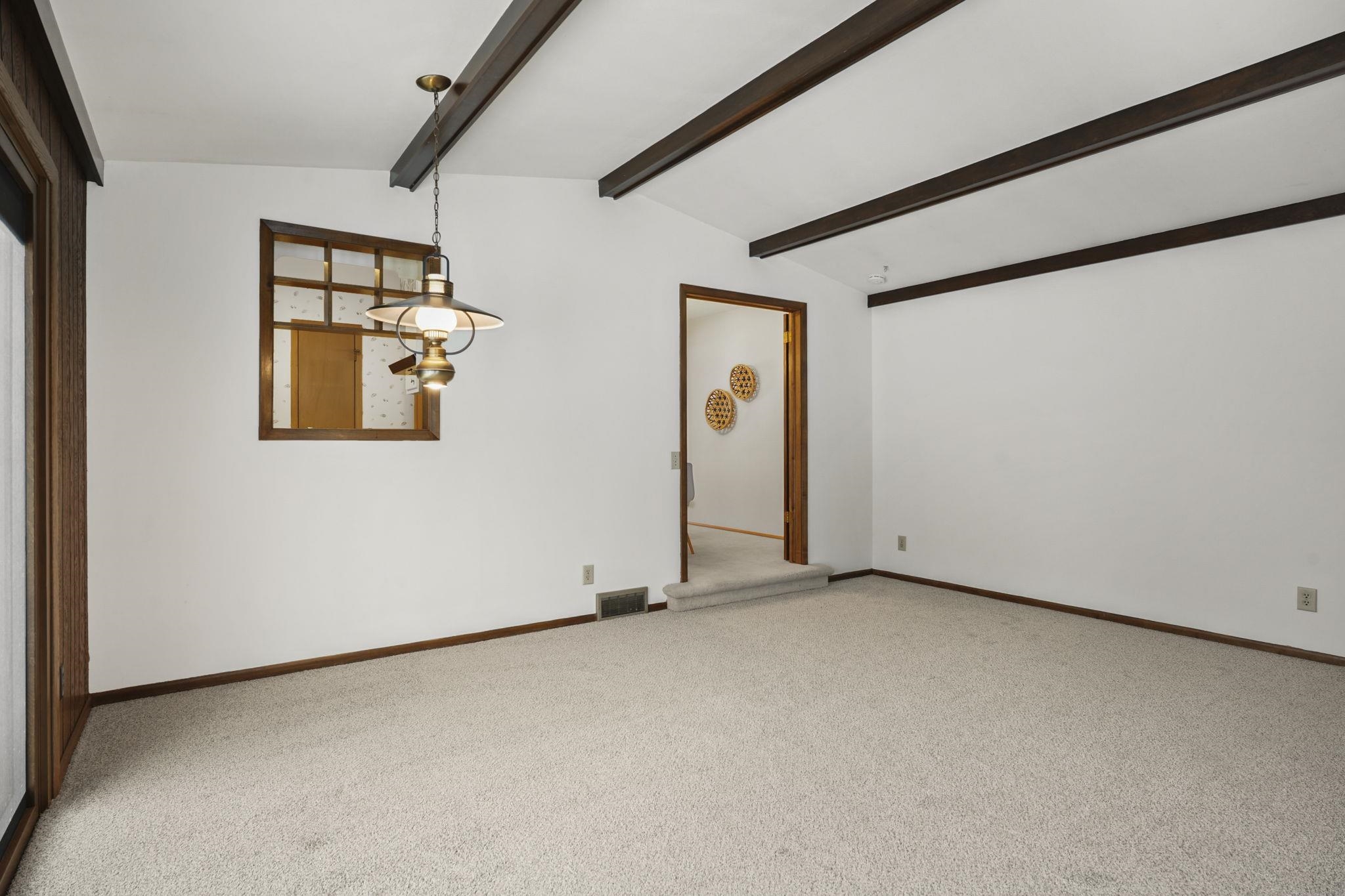 2217 Westbrook Lane Madison, WI 53711 - Photo 13 of 52