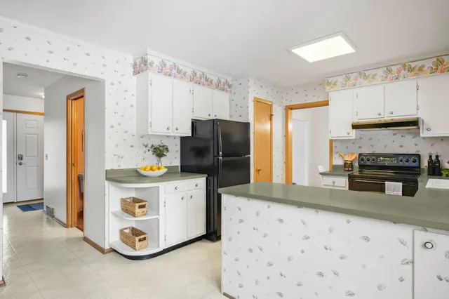 $450,000 | 2217 Westbrook Lane, Madison, WI 53711