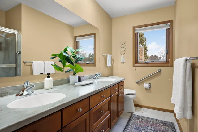 $450,000 | 2217 Westbrook Lane, Madison, WI 53711