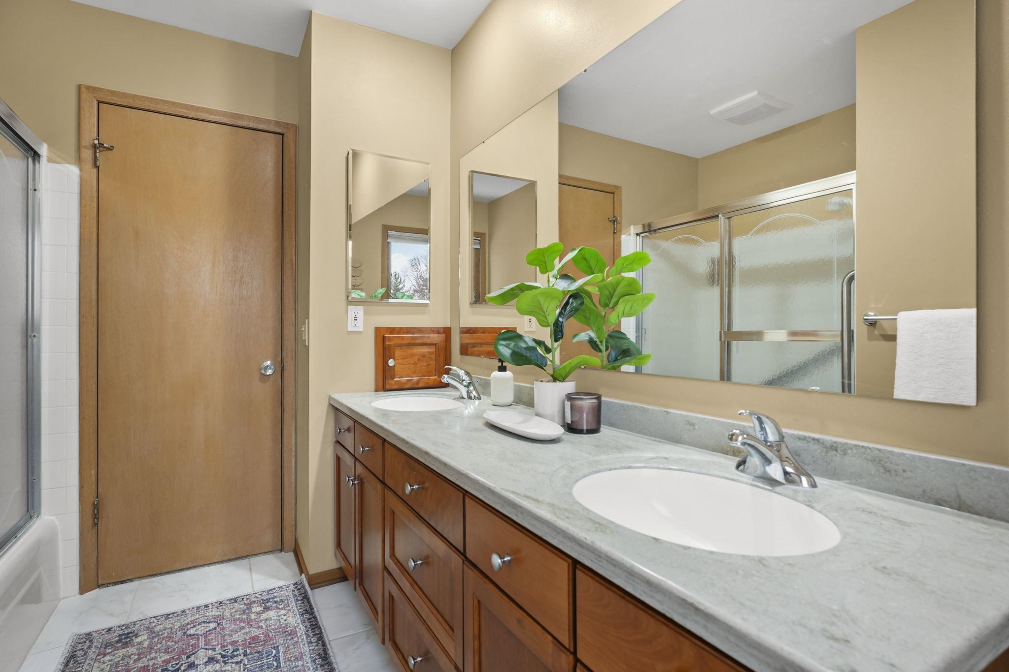 2217 Westbrook Lane Madison, WI 53711 - Photo 32 of 52