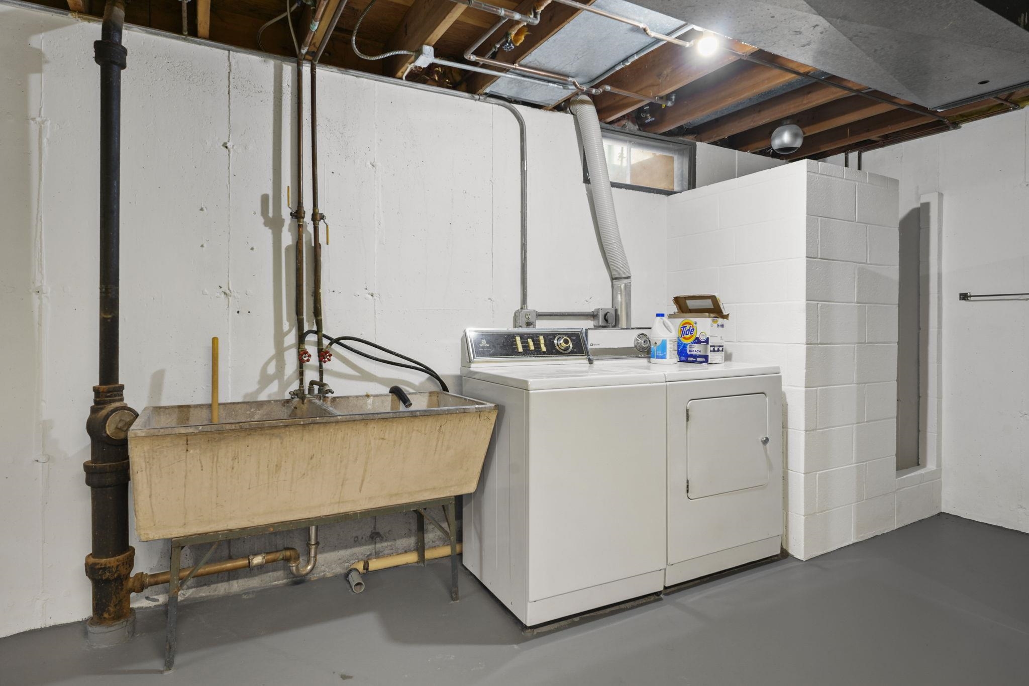 2217 Westbrook Lane Madison, WI 53711 - Photo 36 of 52