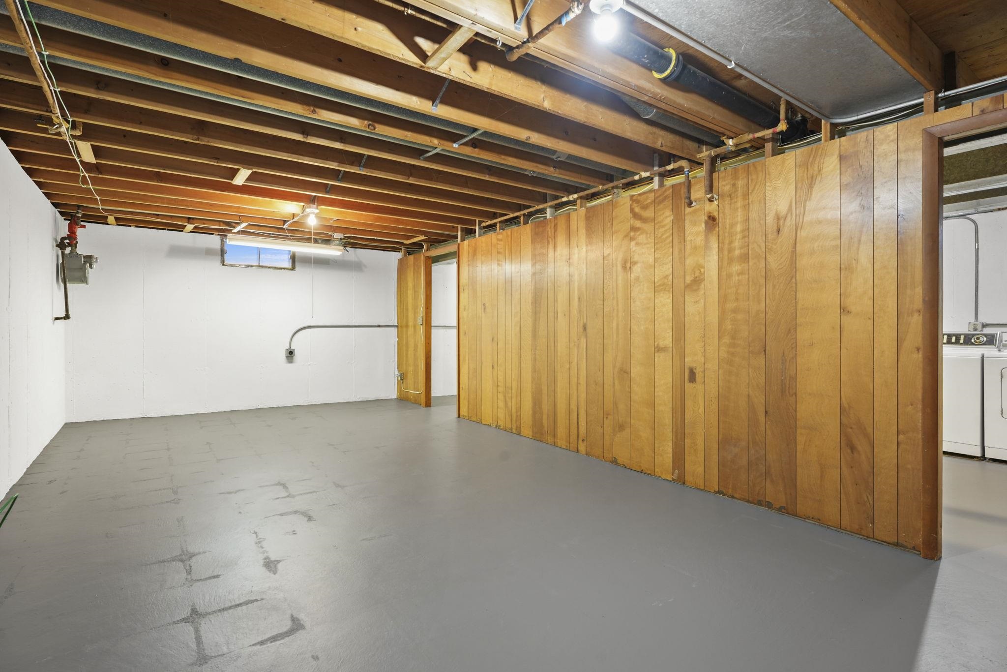 2217 Westbrook Lane Madison, WI 53711 - Photo 37 of 52