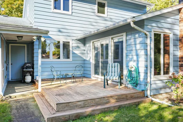 $450,000 | 2217 Westbrook Lane, Madison, WI 53711