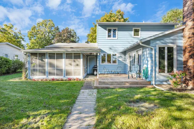 $450,000 | 2217 Westbrook Lane, Madison, WI 53711