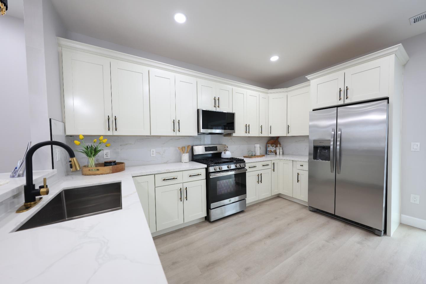 1787 Laguna Street Seaside, CA 93955 - Photo 15 of 36