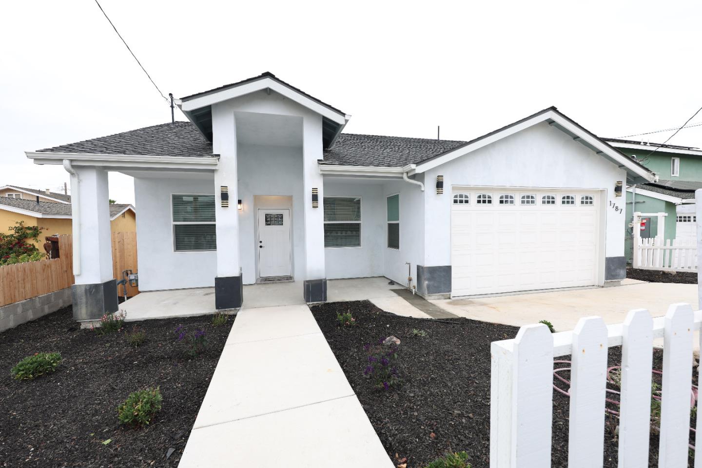 1787 Laguna Street Seaside, CA 93955 - Photo 3 of 36