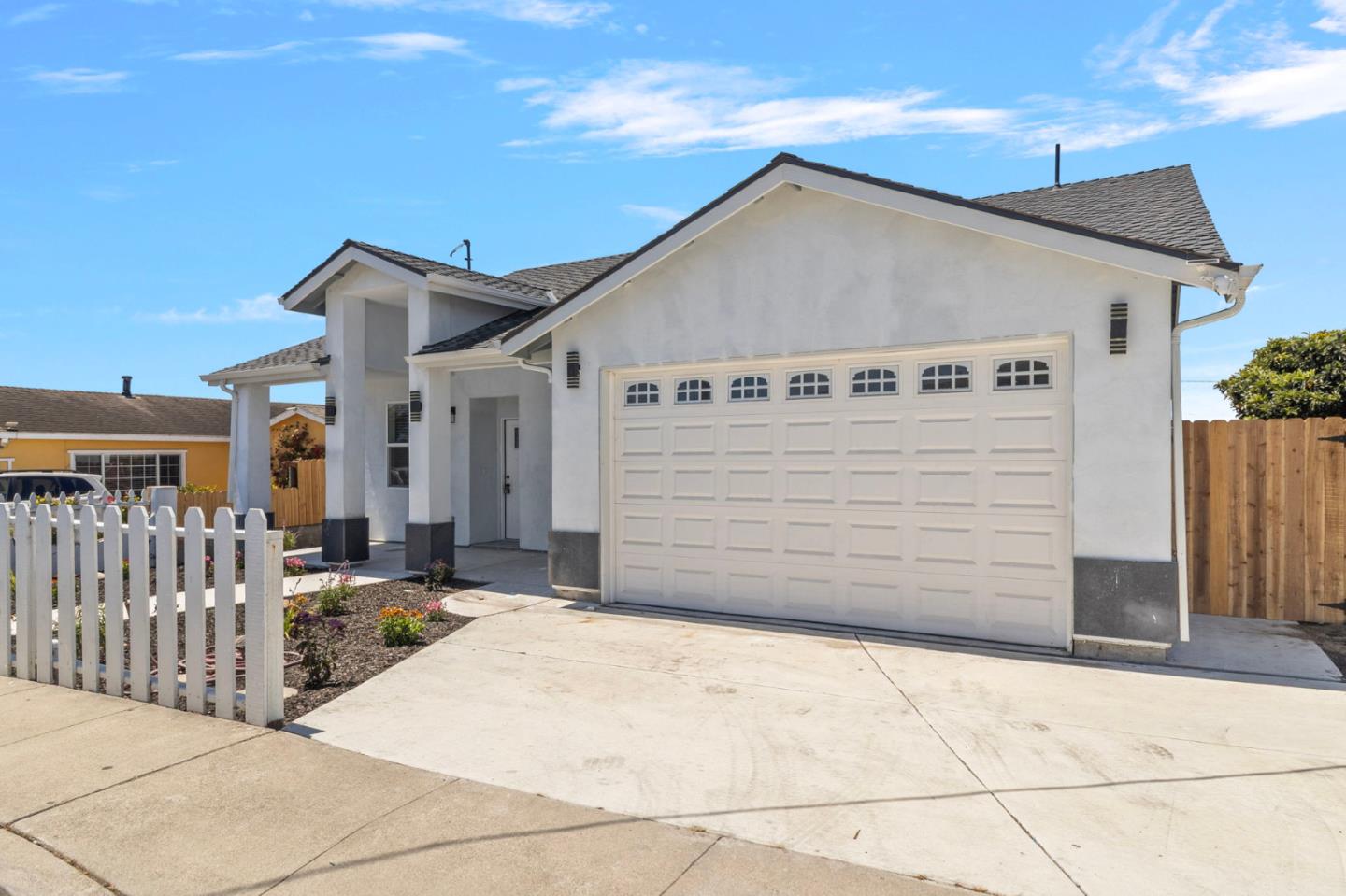 1787 Laguna Street Seaside, CA 93955 - Photo 5 of 36