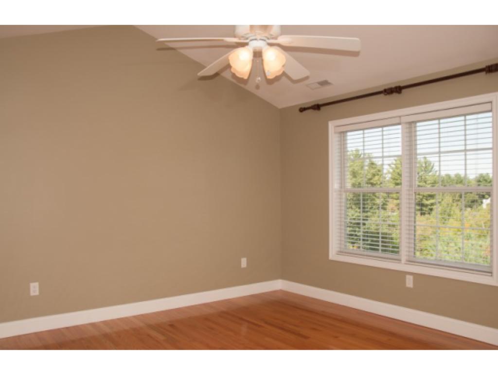 88 Mountain Village Road, Unit 88 Salem, NH 03079 - Photo 15 of 25 Gallery Image 15