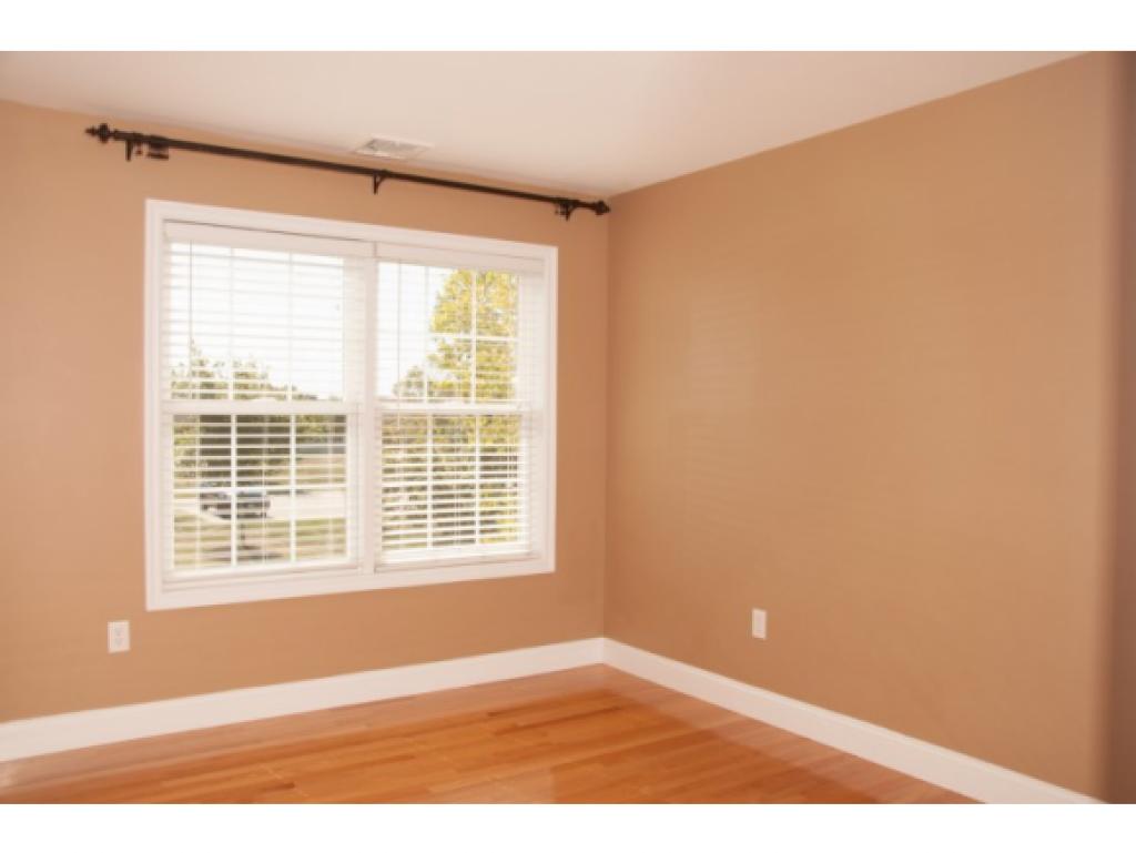 88 Mountain Village Road, Unit 88 Salem, NH 03079 - Photo 18 of 25 Gallery Image 18
