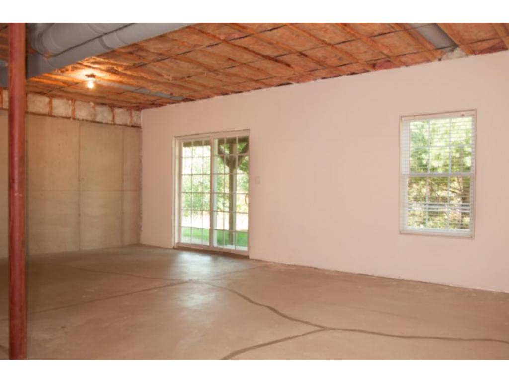 88 Mountain Village Road, Unit 88 Salem, NH 03079 - Photo 20 of 25 Gallery Image 20