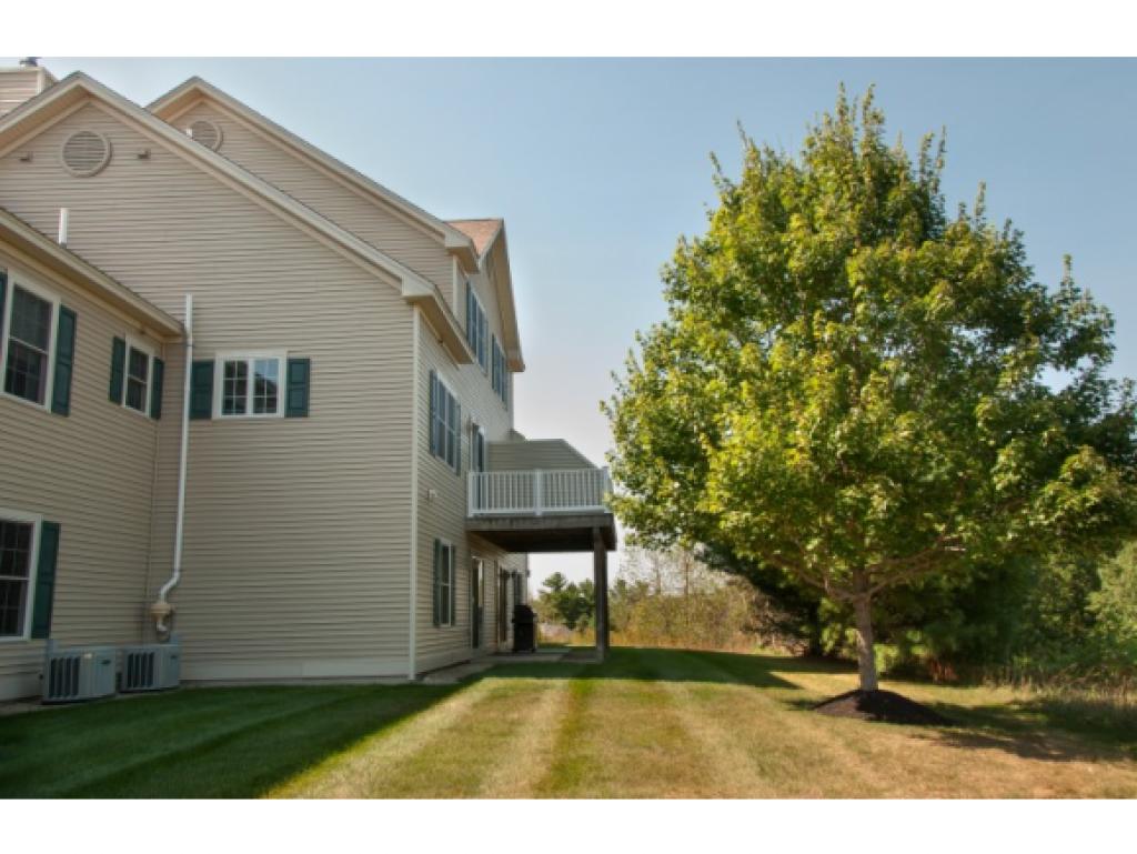 88 Mountain Village Road, Unit 88 Salem, NH 03079 - Photo 23 of 25 Gallery Image 23