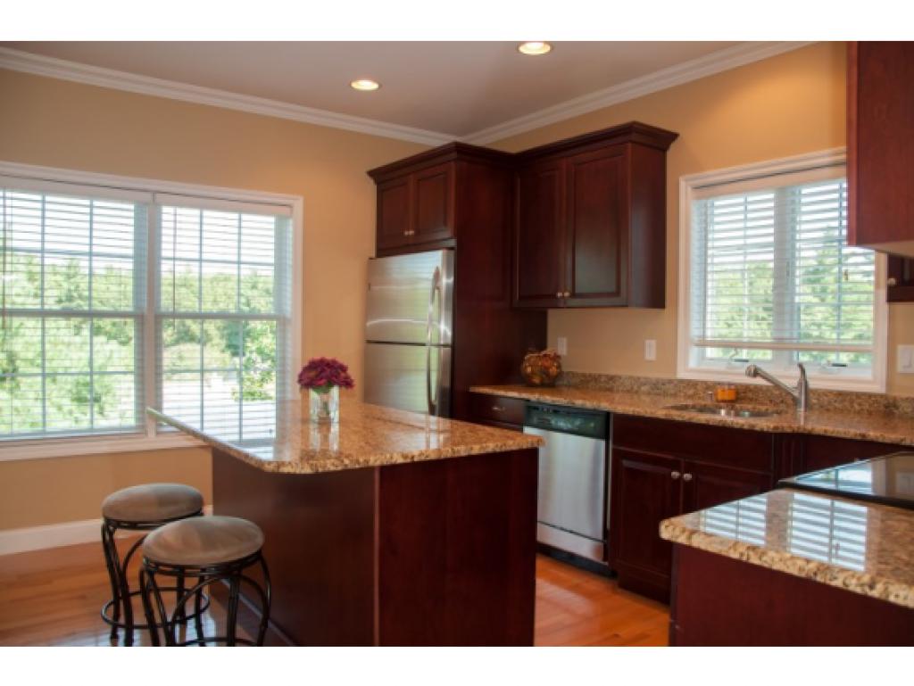 88 Mountain Village Road, Unit 88 Salem, NH 03079 - Photo 7 of 25 Gallery Image 7