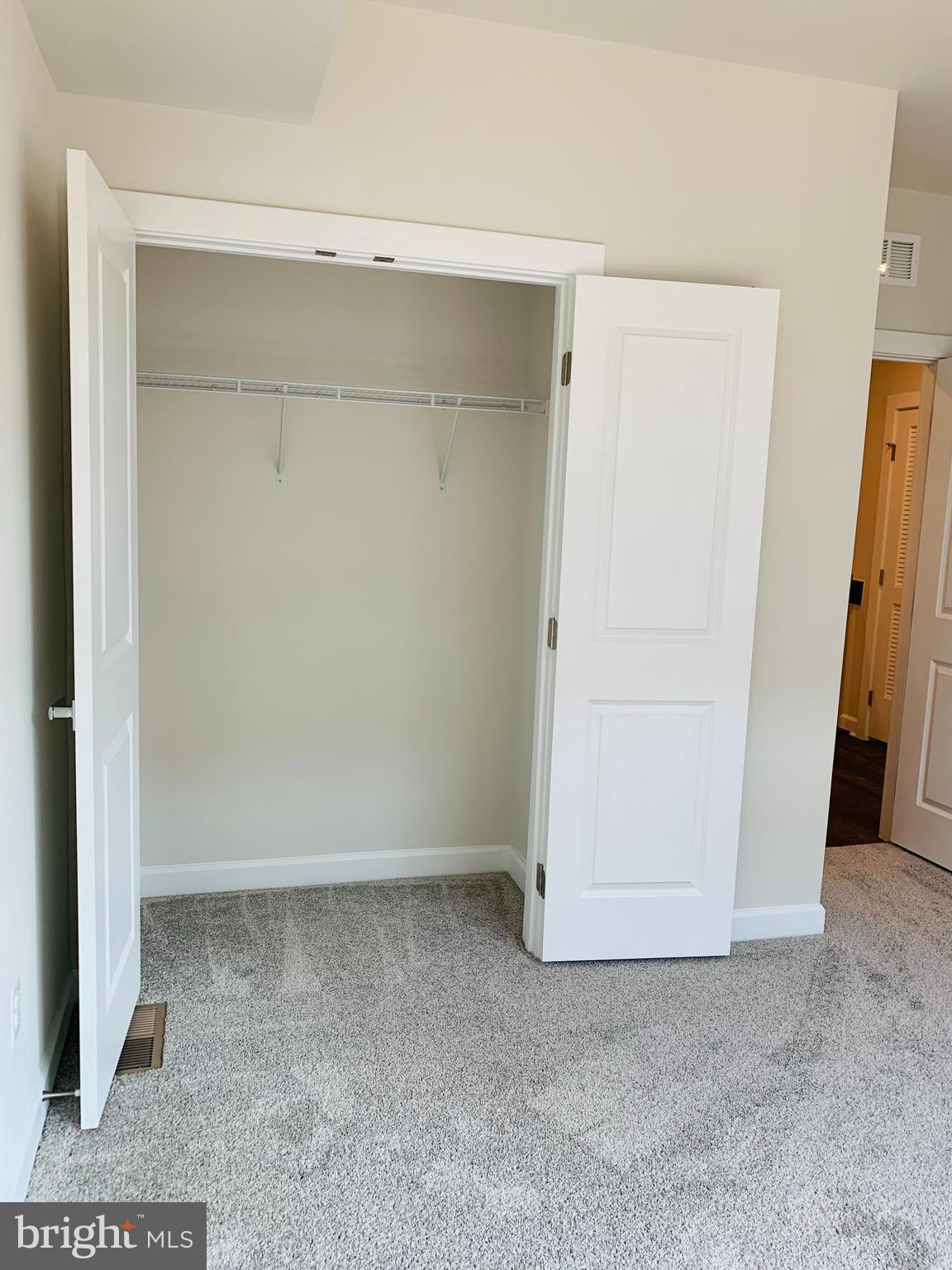 12884 Sunrise Ridge Alley, Unit 47 Herndon, VA 20171 - Photo 25 of 37 a view of an empty room