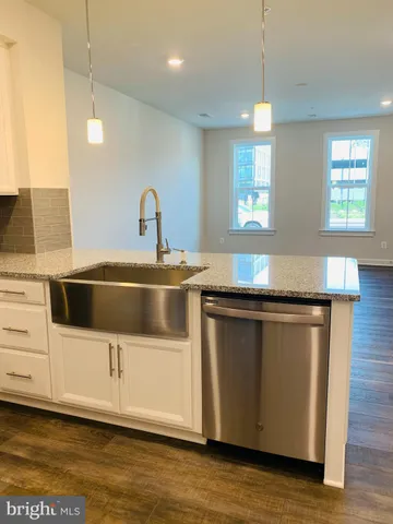 $3,000 | 12884 Sunrise Ridge Alley, Unit 47, Herndon, VA 20171