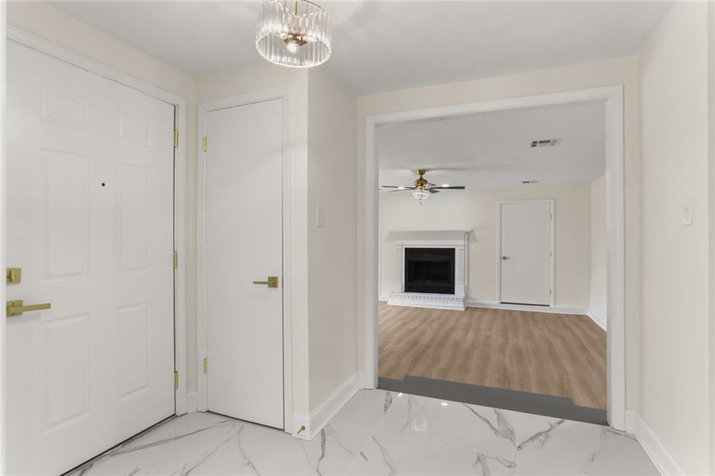 4056 Post Drive Harvey, LA 70058 - Photo 4 of 23