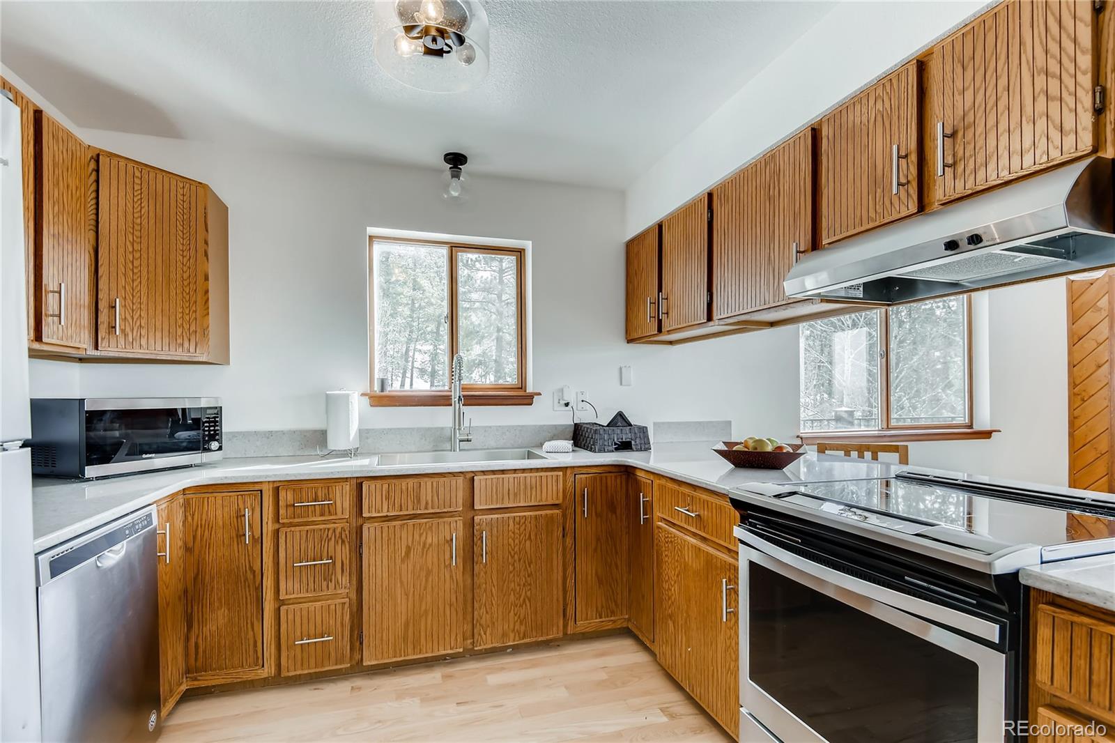 34417 Highview Drive Pine, CO 80470 - Photo 8 of 36