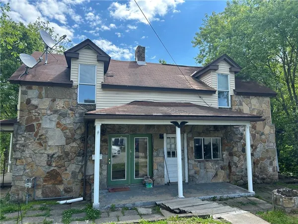 $29,000 | 304 Trevor Street, Connellsville, PA 15425