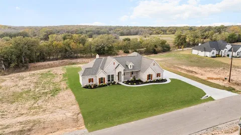 $575,000 | 178 Briar Patch, Azle, TX 76020
