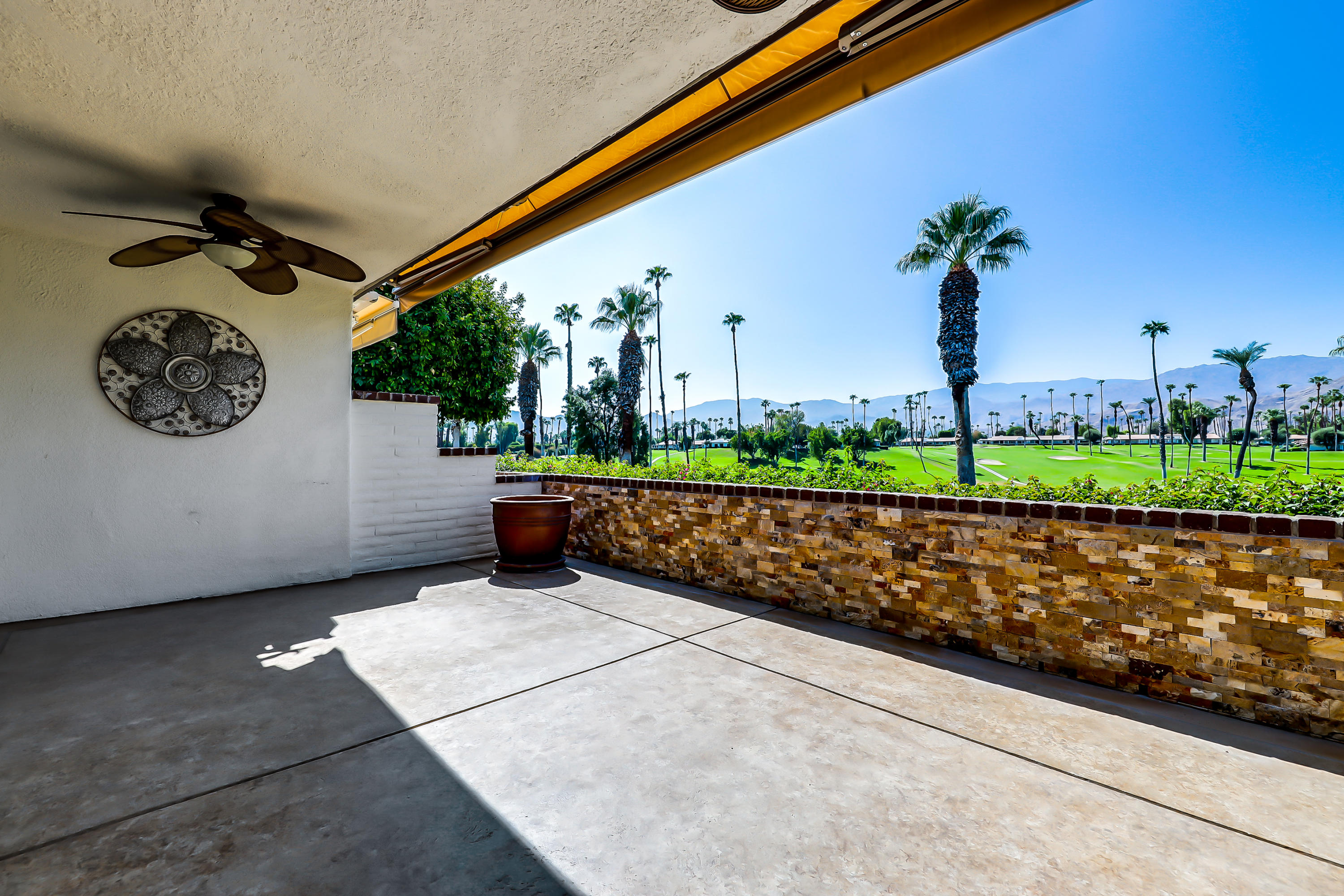9 Leon Way Rancho Mirage, CA 92270 - Photo 3 of 29 LeonWay9#23