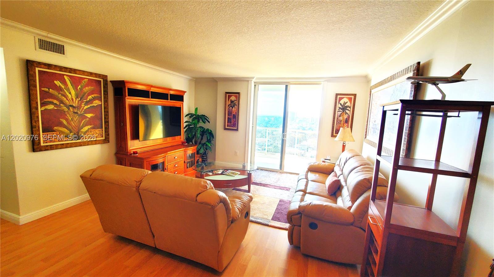 900 Southwest 8th Street, Unit 1501 Miami, FL 33130 - Photo 4 of 20