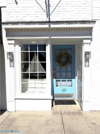 $325,000 | 32 North Main Street, Kilmarnock, VA 22482