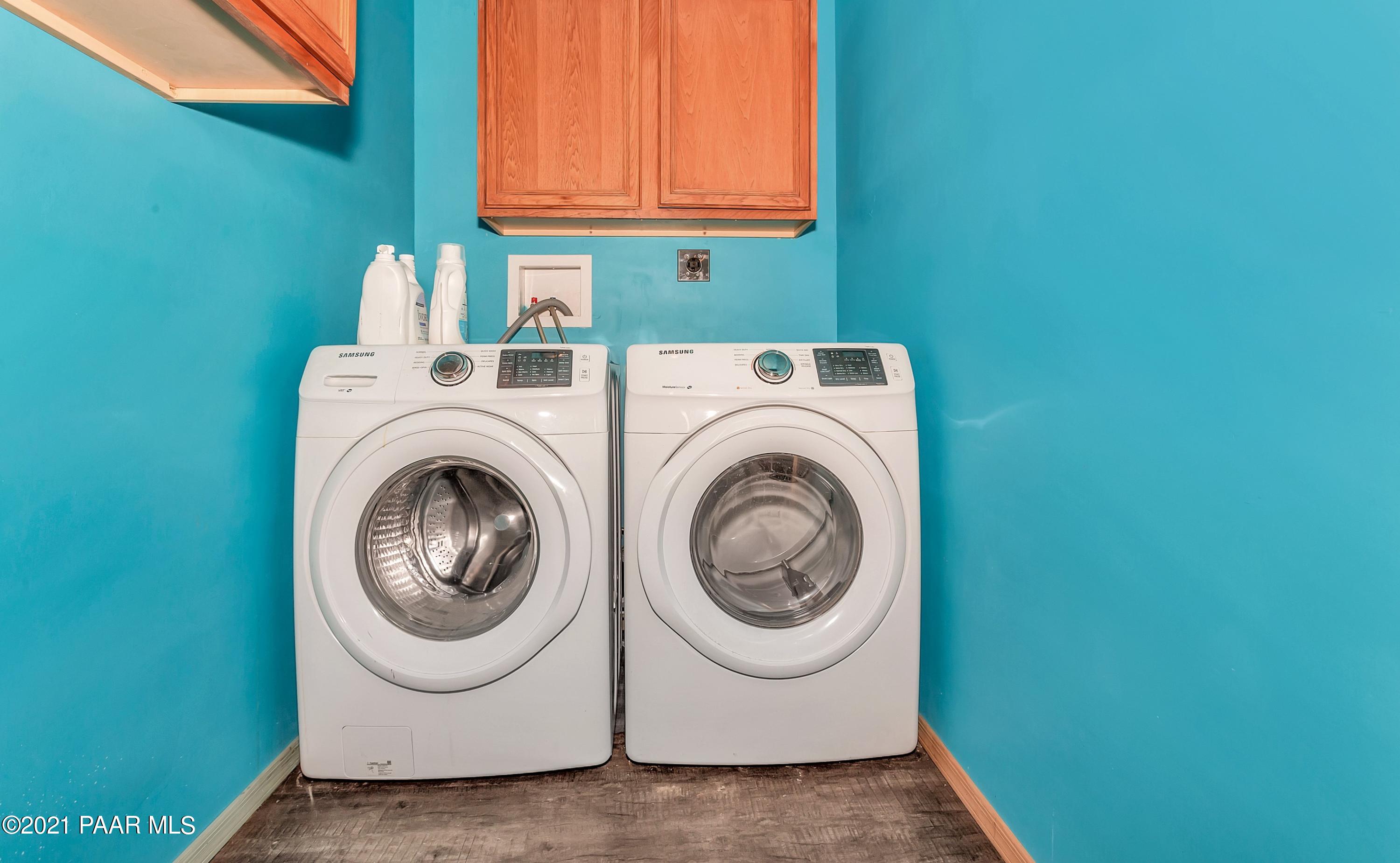 721 Ruth Street Prescott, AZ 86301 - Photo 16 of 32 016_Laundry Room